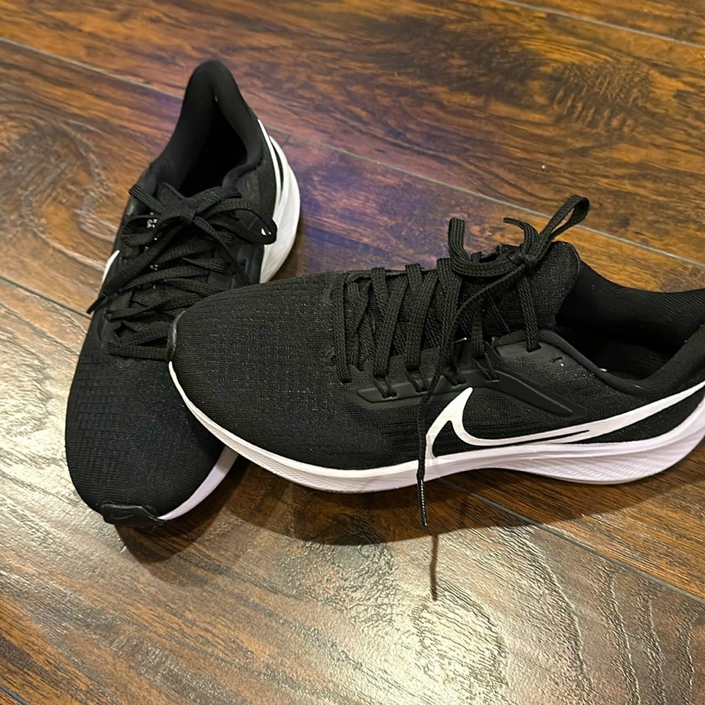 Women’s Nike Air Zoom Tennis